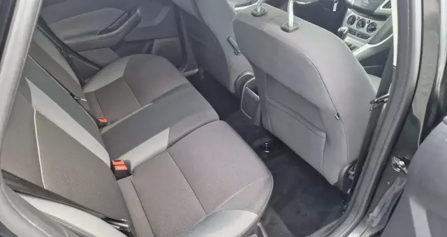 FORD Focus Turnier 1.6 TDCi DPF Titanium