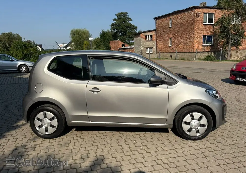 VOLKSWAGEN Up! Active