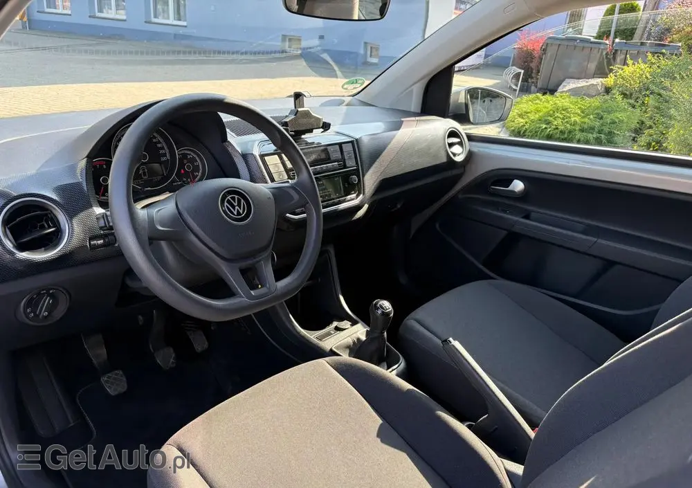VOLKSWAGEN Up! Active