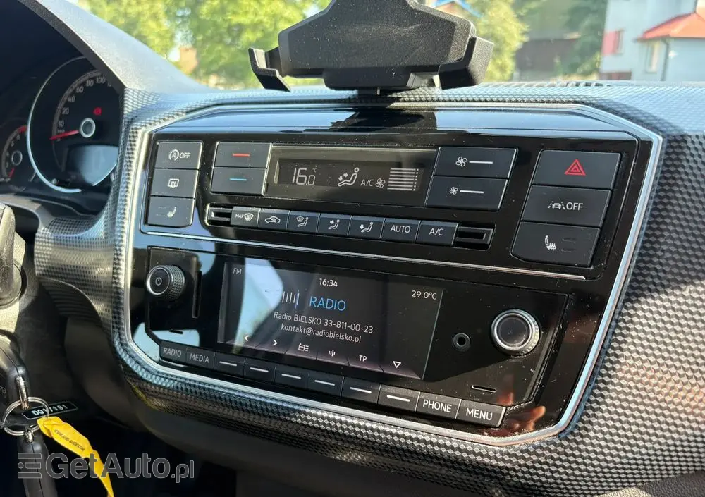 VOLKSWAGEN Up! Active