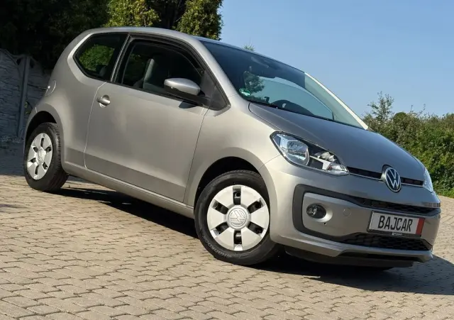 VOLKSWAGEN Up! Active