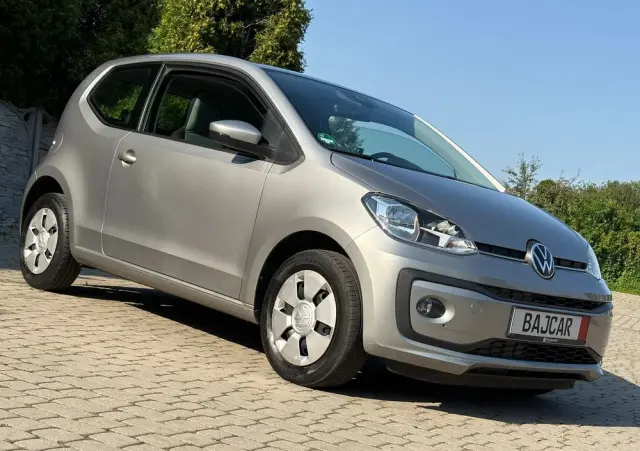 VOLKSWAGEN Up! Active