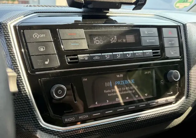 VOLKSWAGEN Up! Active