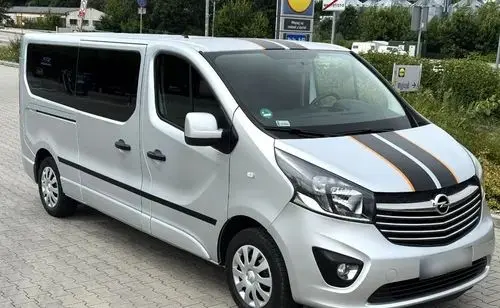 OPEL Vivaro 