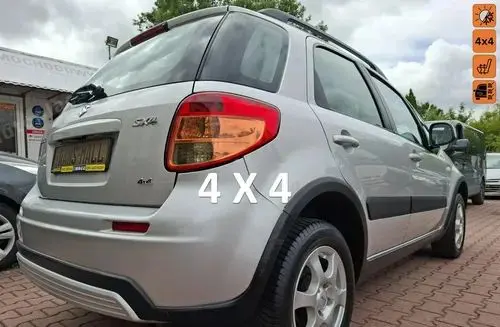 SUZUKI SX4 