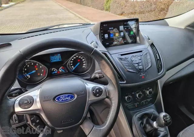 FORD Kuga 1.6 EcoBoost FWD Titanium ASS