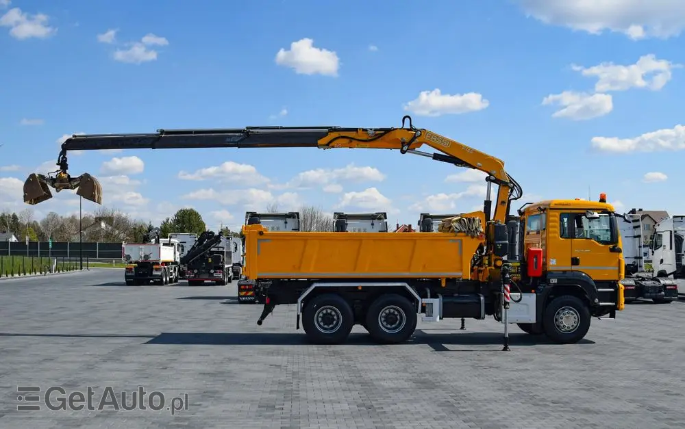 MAN TGS 26.400 / 6x4 / EURO 6 / UDT / HDS FASSI 165 / WYSUW x3 / ROTATOR / CHWYTAK / STEROWANIE RADIOWE / WZMOCNIONA RAMA / WYWROTKA / HYDROBURTA / AUTOMAT / 2017 / NOWE OPONY - 100% / NISKI PRZEBIEG / STAN IDEALNY / SPROWADZONY 