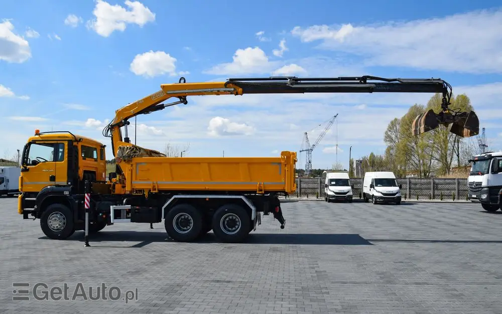 MAN TGS 26.400 / 6x4 / EURO 6 / UDT / HDS FASSI 165 / WYSUW x3 / ROTATOR / CHWYTAK / STEROWANIE RADIOWE / WZMOCNIONA RAMA / WYWROTKA / HYDROBURTA / AUTOMAT / 2017 / NOWE OPONY - 100% / NISKI PRZEBIEG / STAN IDEALNY / SPROWADZONY 