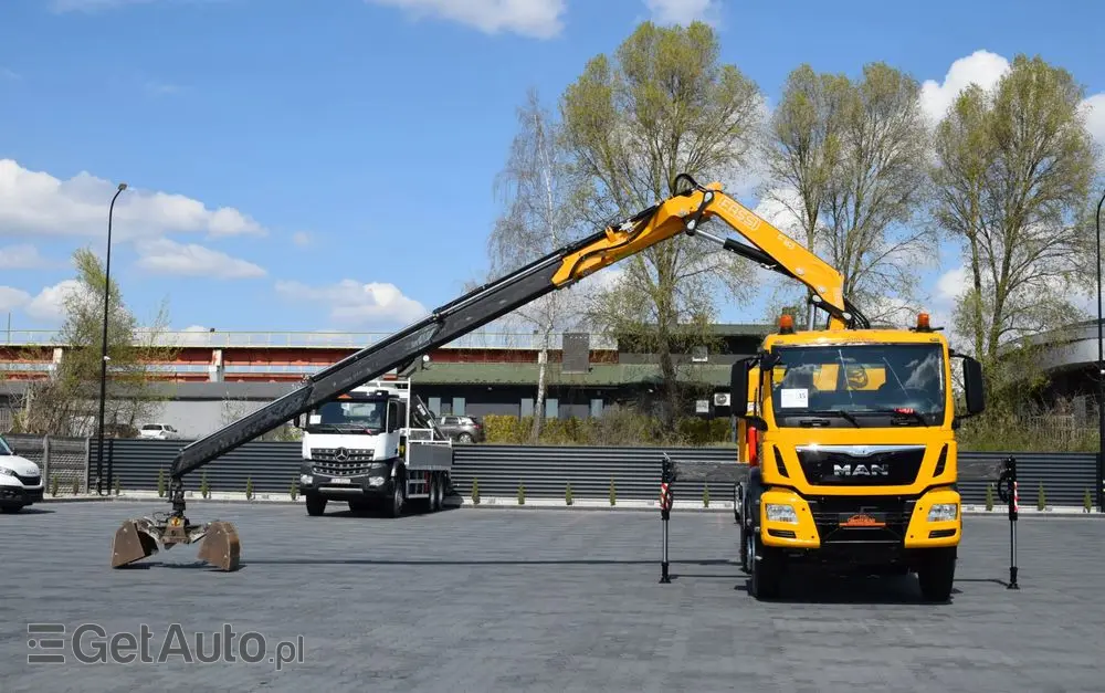 MAN TGS 26.400 / 6x4 / EURO 6 / UDT / HDS FASSI 165 / WYSUW x3 / ROTATOR / CHWYTAK / STEROWANIE RADIOWE / WZMOCNIONA RAMA / WYWROTKA / HYDROBURTA / AUTOMAT / 2017 / NOWE OPONY - 100% / NISKI PRZEBIEG / STAN IDEALNY / SPROWADZONY 