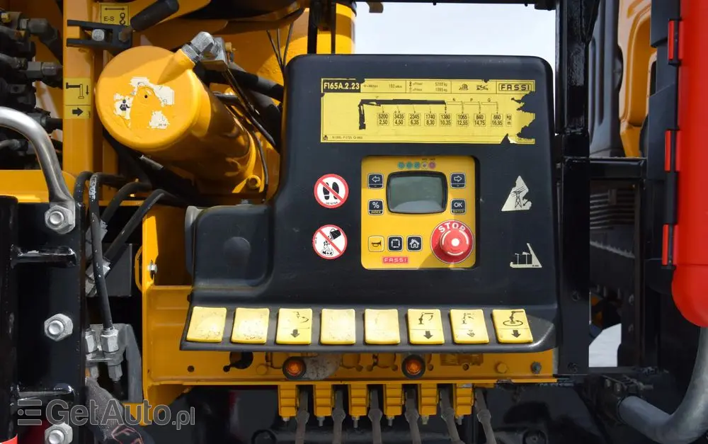 MAN TGS 26.400 / 6x4 / EURO 6 / UDT / HDS FASSI 165 / WYSUW x3 / ROTATOR / CHWYTAK / STEROWANIE RADIOWE / WZMOCNIONA RAMA / WYWROTKA / HYDROBURTA / AUTOMAT / 2017 / NOWE OPONY - 100% / NISKI PRZEBIEG / STAN IDEALNY / SPROWADZONY 