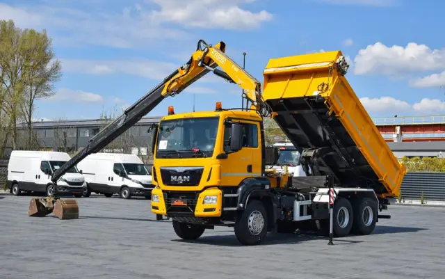 MAN TGS 26.400 / 6x4 / EURO 6 / UDT / HDS FASSI 165 / WYSUW x3 / ROTATOR / CHWYTAK / STEROWANIE RADIOWE / WZMOCNIONA RAMA / WYWROTKA / HYDROBURTA / AUTOMAT / 2017 / NOWE OPONY - 100% / NISKI PRZEBIEG / STAN IDEALNY / SPROWADZONY 