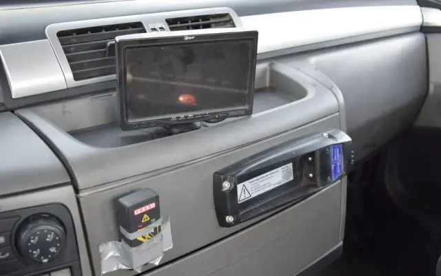 MAN TGS 26.400 / 6x4 / EURO 6 / UDT / HDS FASSI 165 / WYSUW x3 / ROTATOR / CHWYTAK / STEROWANIE RADIOWE / WZMOCNIONA RAMA / WYWROTKA / HYDROBURTA / AUTOMAT / 2017 / NOWE OPONY - 100% / NISKI PRZEBIEG / STAN IDEALNY / SPROWADZONY 