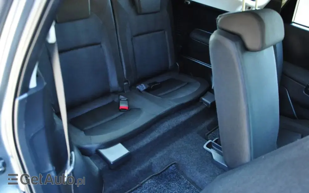 NISSAN Qashqai+2 2.0 Acenta