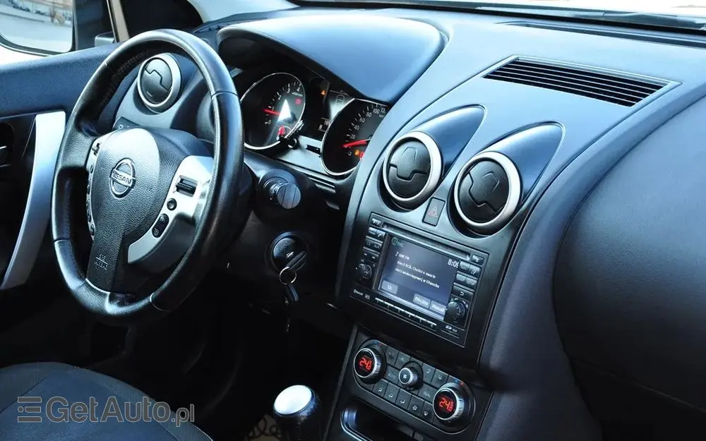 NISSAN Qashqai+2 2.0 Acenta