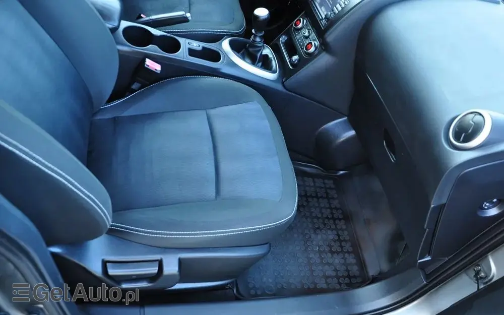 NISSAN Qashqai+2 2.0 Acenta