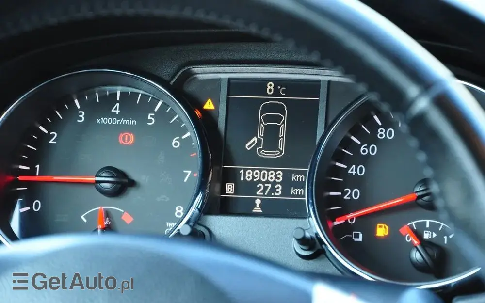 NISSAN Qashqai+2 2.0 Acenta