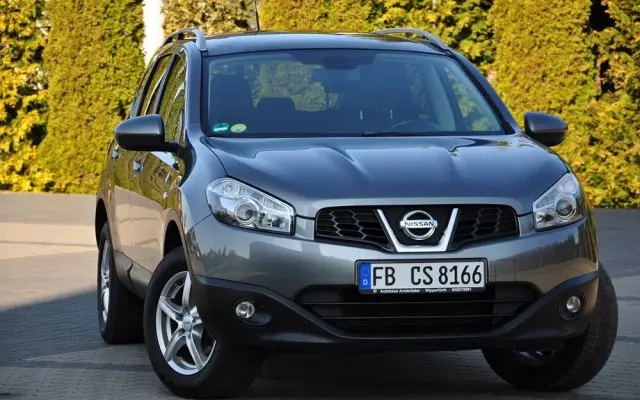 NISSAN Qashqai+2 2.0 Acenta