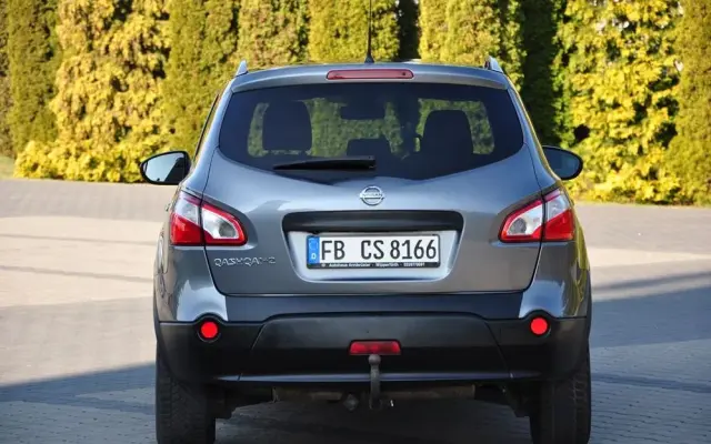 NISSAN Qashqai+2 2.0 Acenta