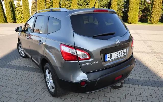 NISSAN Qashqai+2 2.0 Acenta