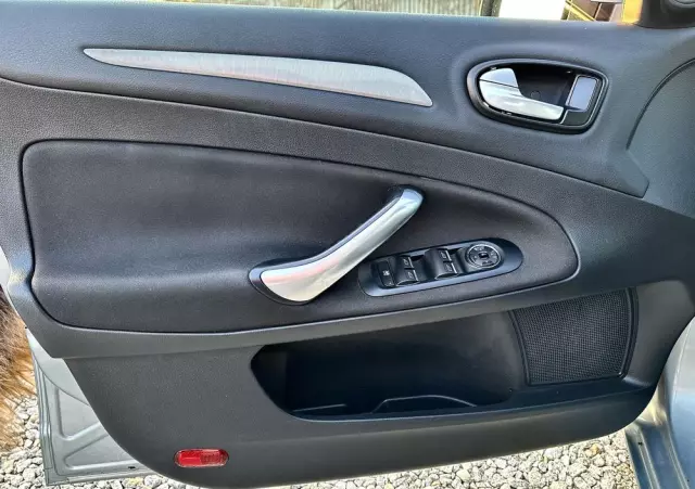 FORD Mondeo 1.8 TDCi Trend