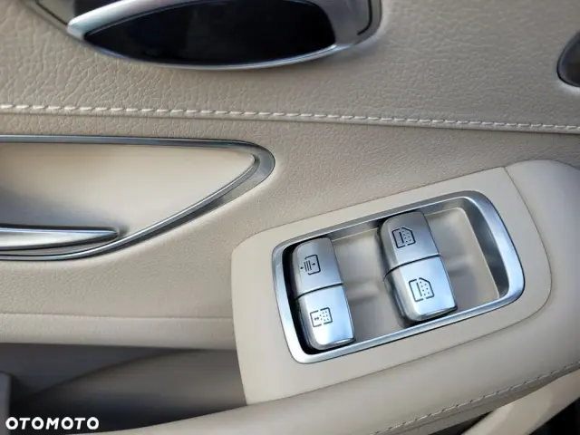 MERCEDES-BENZ Klasa S 400 d 4-Matic L 9G-TRONIC