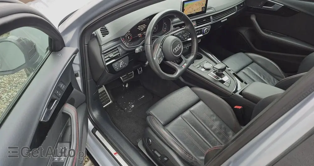 AUDI A4 Limousine 2.0 TFSI quattro S tronic sport