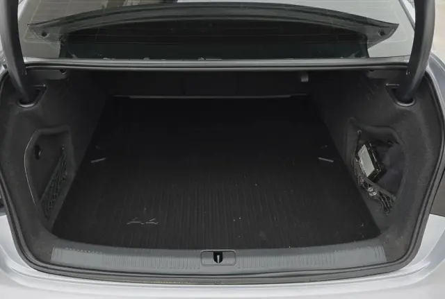 AUDI A4 Limousine 2.0 TFSI quattro S tronic sport