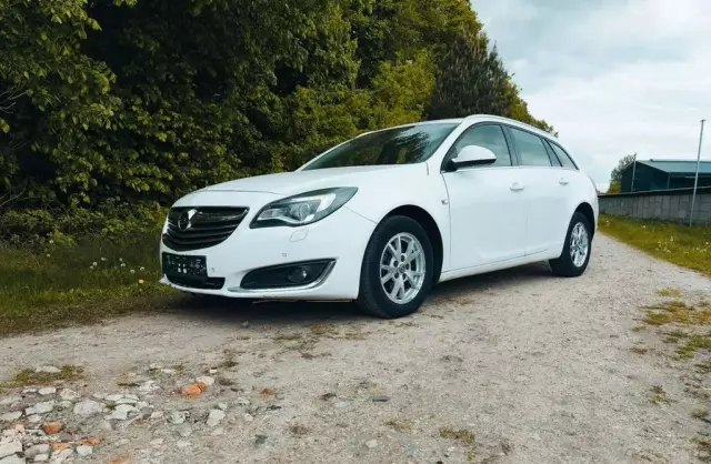 OPEL Insignia 