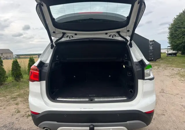 BMW X1 SDrive18d Sport Line sport
