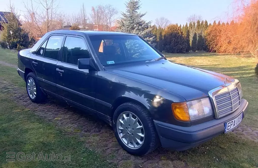 MERCEDES-BENZ Klasa E 