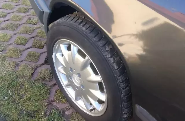 MERCEDES-BENZ Klasa E 