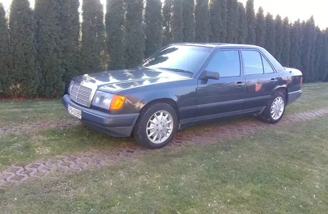 MERCEDES-BENZ Klasa E 