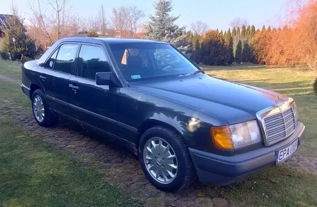 MERCEDES-BENZ Klasa E 