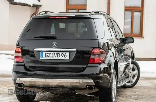 MERCEDES-BENZ ML 