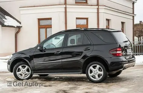 MERCEDES-BENZ ML 