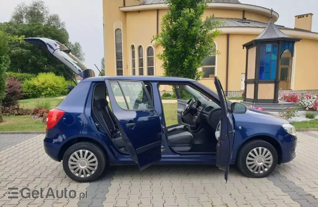 SKODA Fabia 