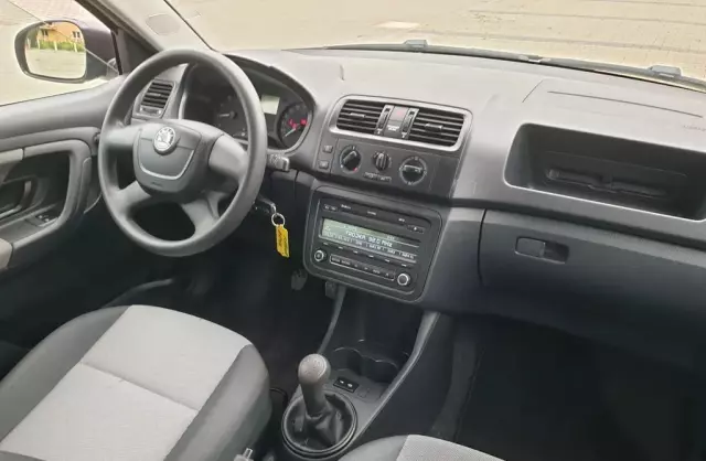 SKODA Fabia 