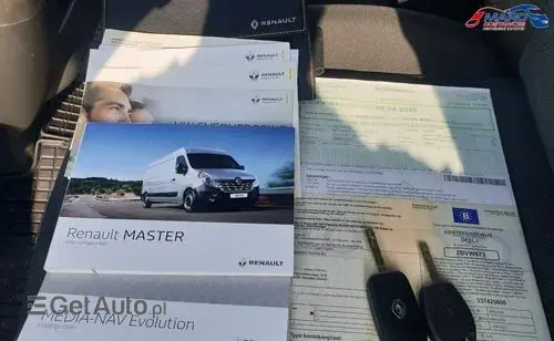 RENAULT Master 