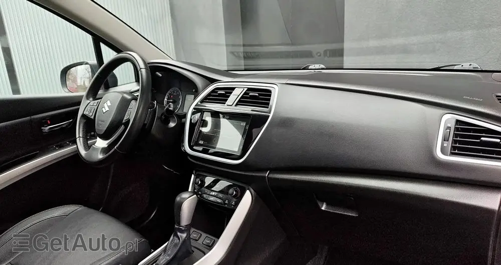 SUZUKI SX4 S-Cross 1.4 T Premium