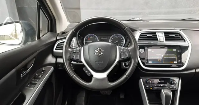 SUZUKI SX4 S-Cross 1.4 T Premium