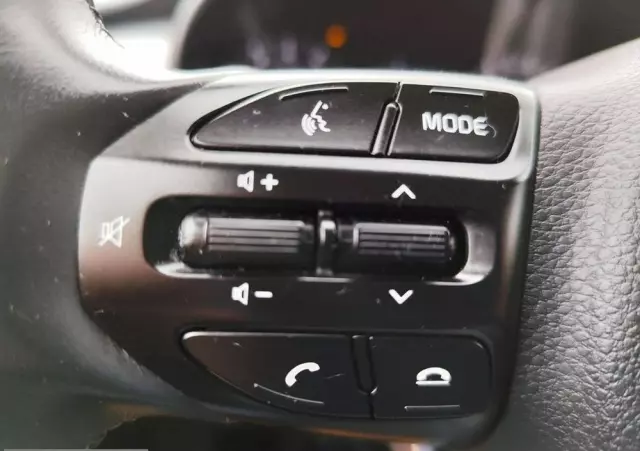 KIA Stonic 1.0 T-GDI L