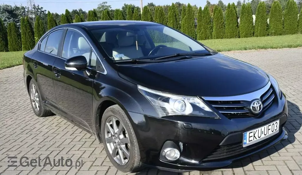 TOYOTA Avensis 