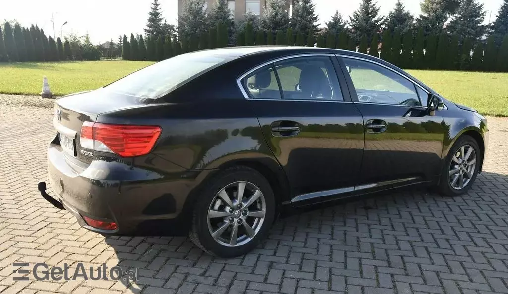 TOYOTA Avensis 