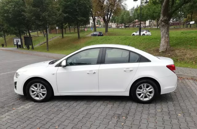 CHEVROLET Cruze 
