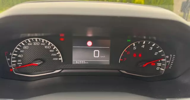PEUGEOT 208 1.2 PureTech Style S&S