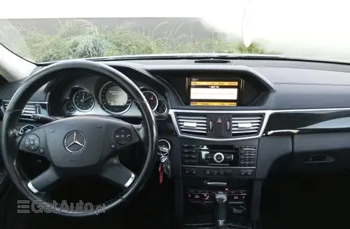 MERCEDES-BENZ Klasa E 