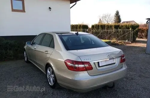 MERCEDES-BENZ Klasa E 