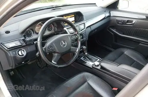 MERCEDES-BENZ Klasa E 