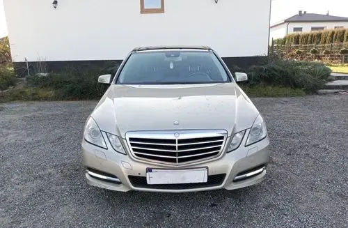 MERCEDES-BENZ Klasa E 