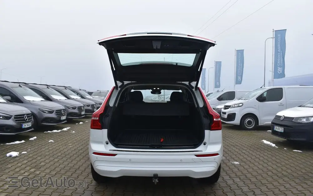 VOLVO XC 60 B4 D AWD Momentum Pro